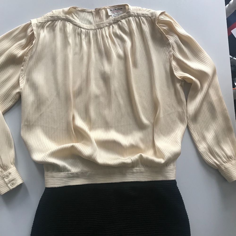 Vintage beige shirt 100%silk